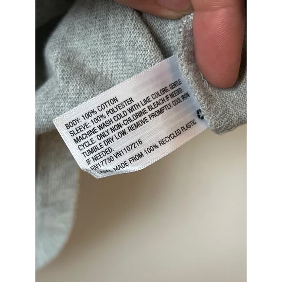 A new day, silver, and gold glitter sequin sleeves 100% cotton size‎ large - Picture 7 of 7